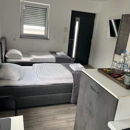 Ferienwohnung Manolya 군즈부르크 외부 사진